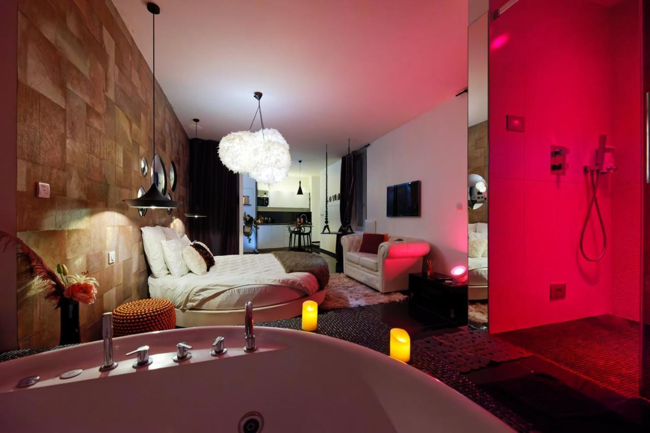 Le Lovt - Love Room Нант Екстериор снимка